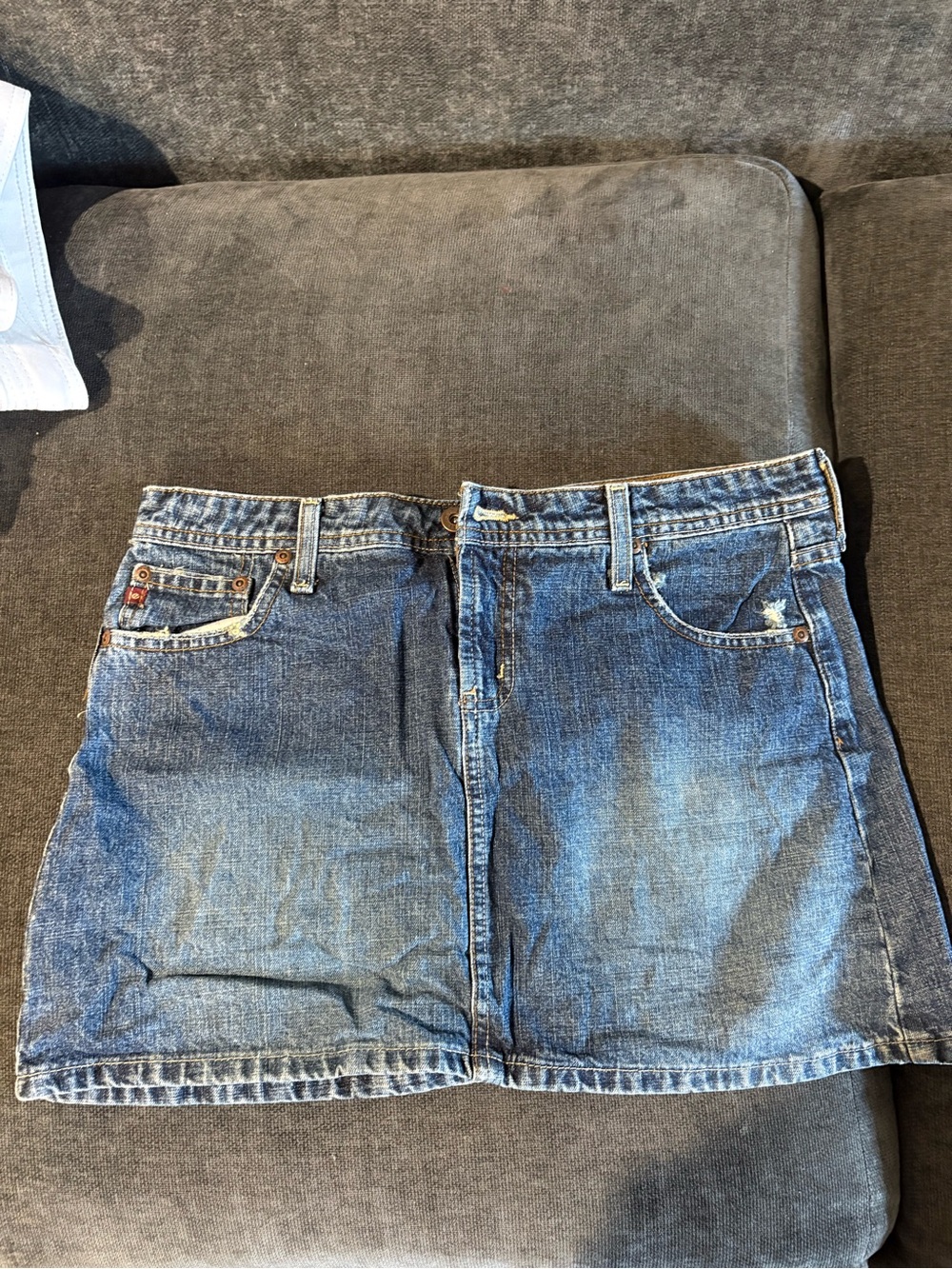 L.E.I. Women’s Jean Mini Skirt – Size 9